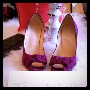 Christian Louboutin Opend Toe Heels